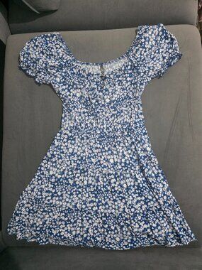 Nevena Rae Floral Spring / Summer Dress Size Medium – Excellent Condition